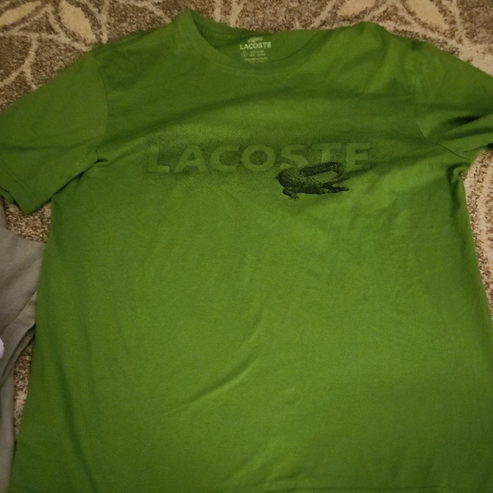 Lacoste Men's Vibrant Green Tee Size 5- US Mens Large